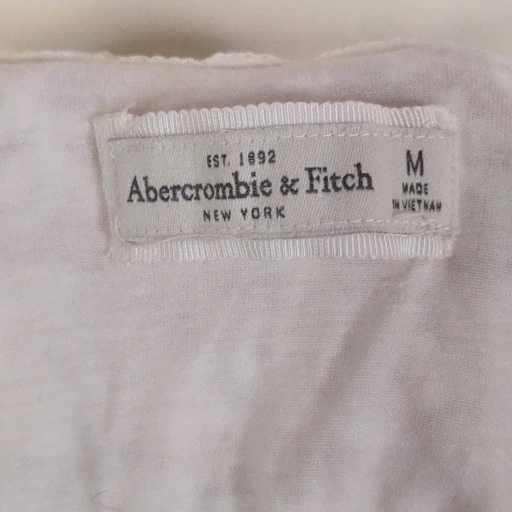 Lace white crop top - Picture 4 of 4